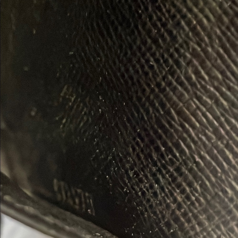 Louis Vuitton Black Damier 6-Ring Key Holder Wallet - Picture 13 of 13